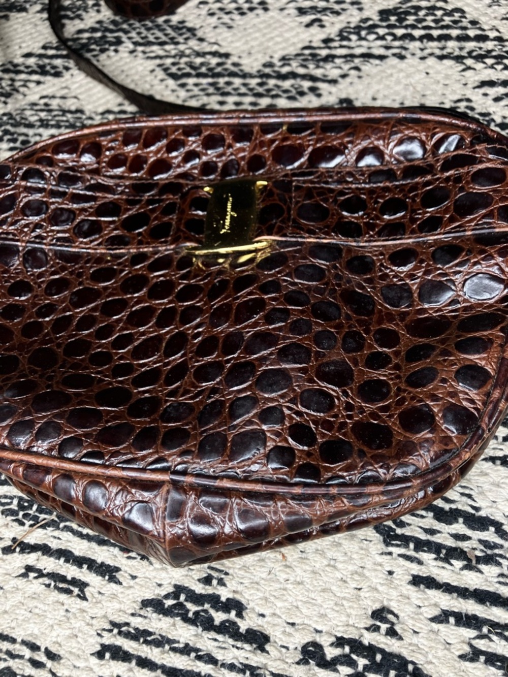 Salvatore Ferragamo VTG Vara leather bag - Picture 5 of 5
